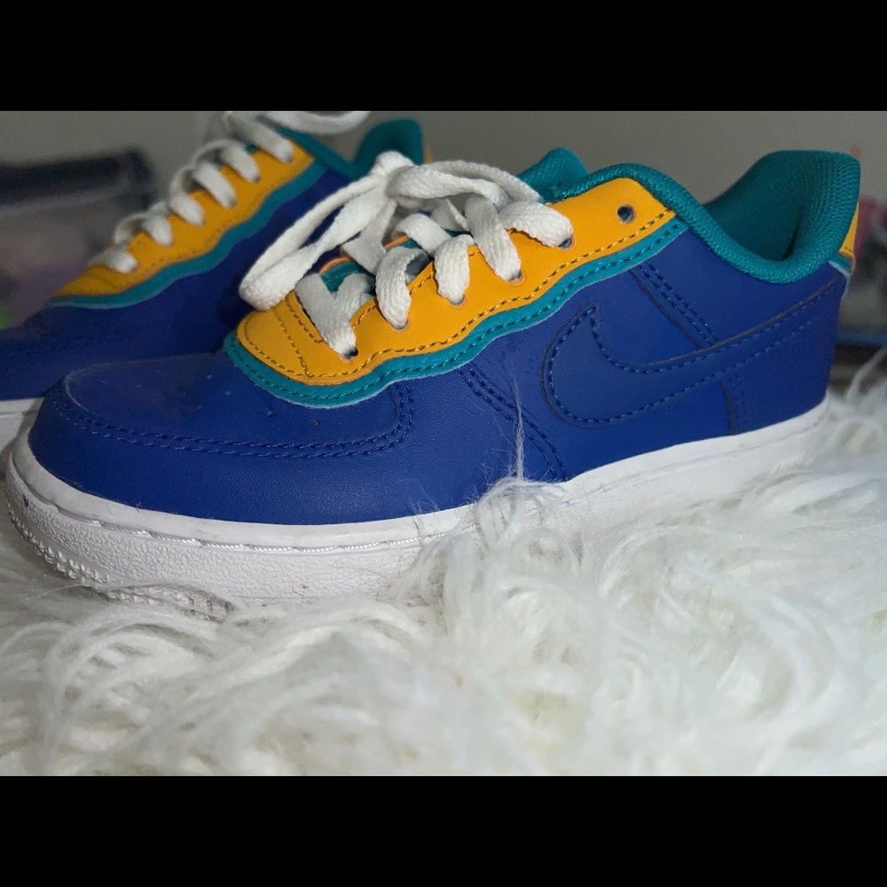 Nike shoes 12c